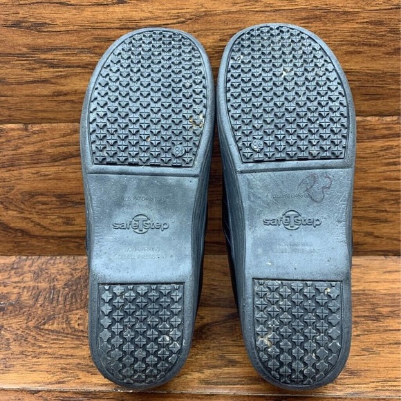 Safe T Step Gretchen Clogs Slip On 8.5 - Picture 7 of 9